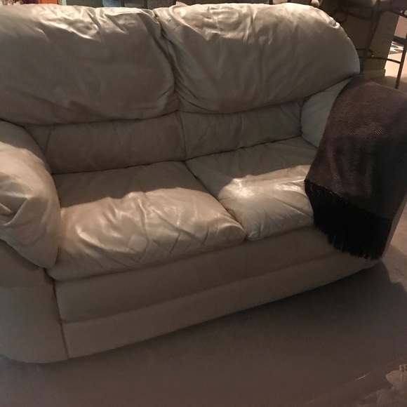 3 piece Natuzzi Leather Sofa set - Picture 1 of 3